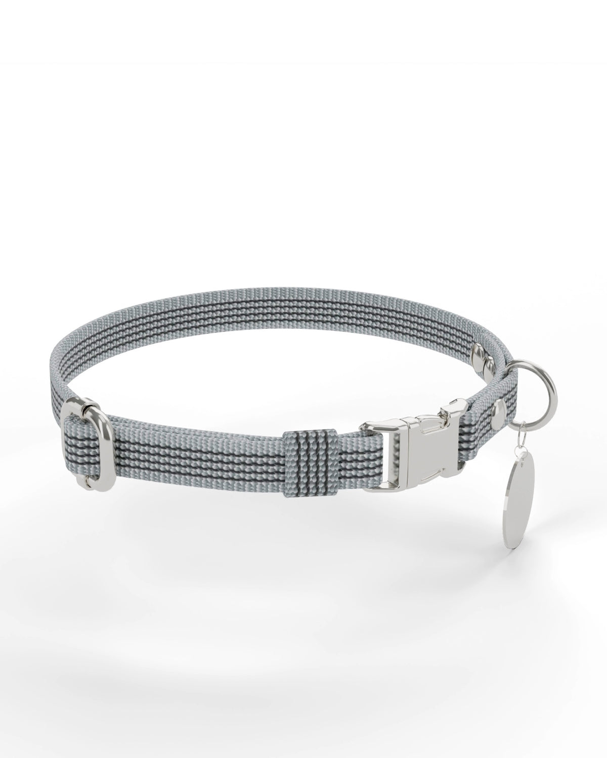 Gray / Silver | 1 three-quarter